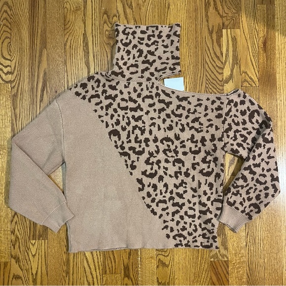 NWT High Neck Leopard Sweater with Side Cut Shoulder - Picture 8 of 14